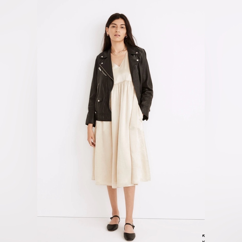 Madewell Puff-Sleeve V-Neck Midi Dress in Shiny Gold size xsmall